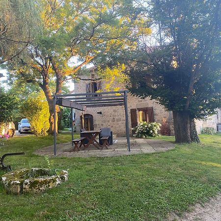 CHEZ SOPHIE -Chambres d’hôtes, Gîte et Gîte équestre Clermont-Dessous Exterior foto
