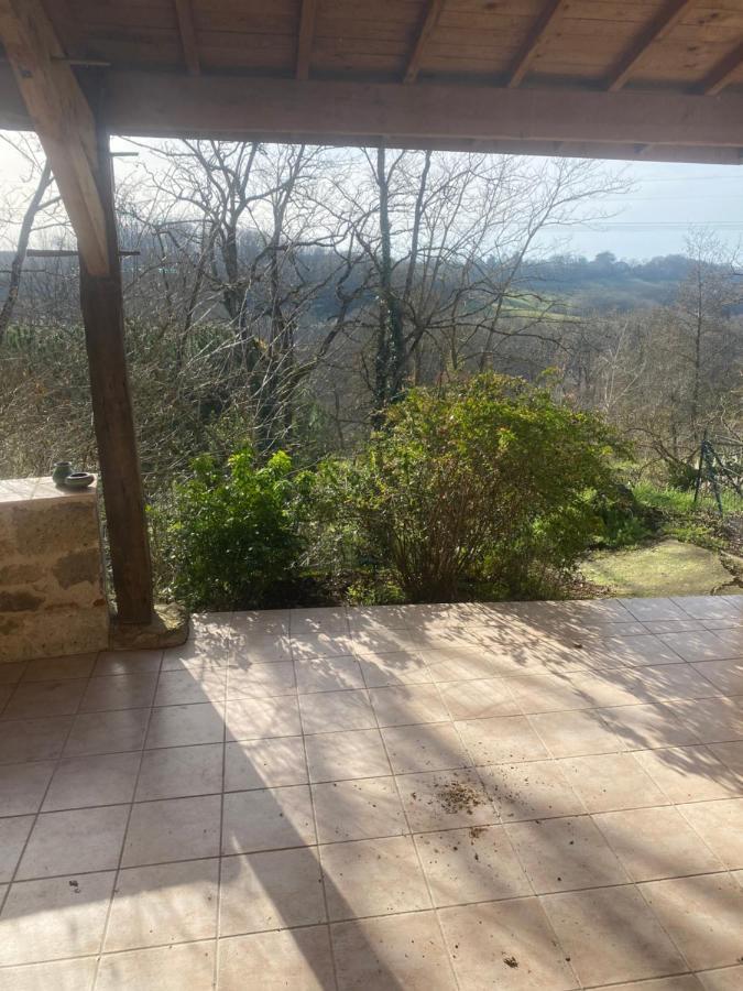 CHEZ SOPHIE -Chambres d’hôtes, Gîte et Gîte équestre Clermont-Dessous Exterior foto